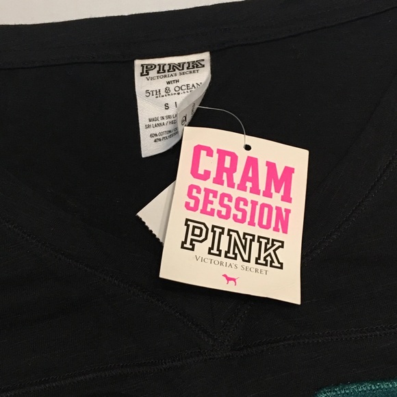 Victoria’s Secret Pink Oregon Ducks Shirt Size Small - Picture 4 of 10